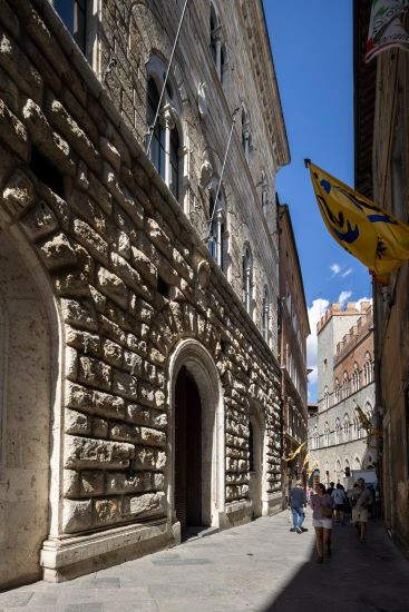 Palazzo Piccolomini, Siena – Palazzo delle Papesse